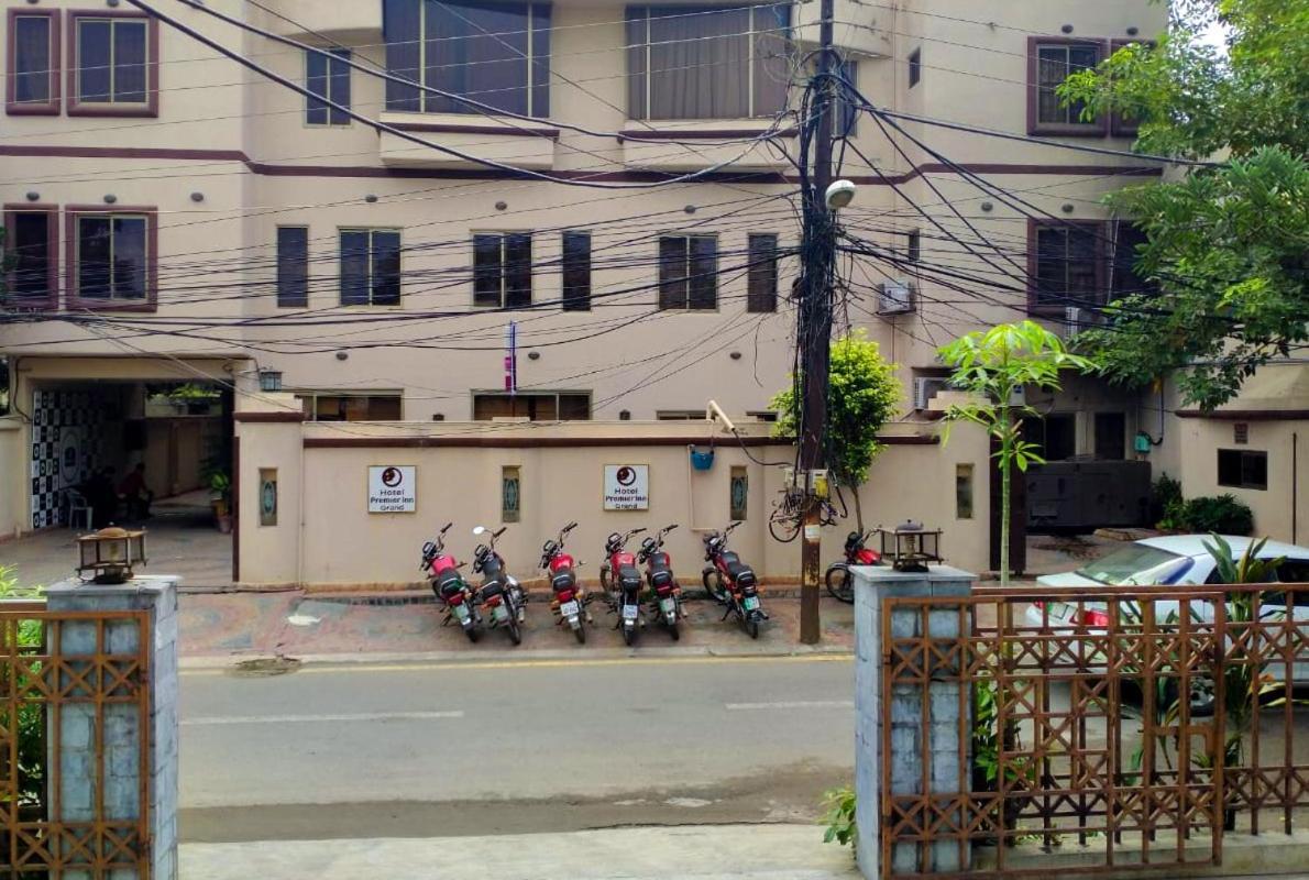 Lokal Rooms X Gulberg Lahore Exteriér fotografie